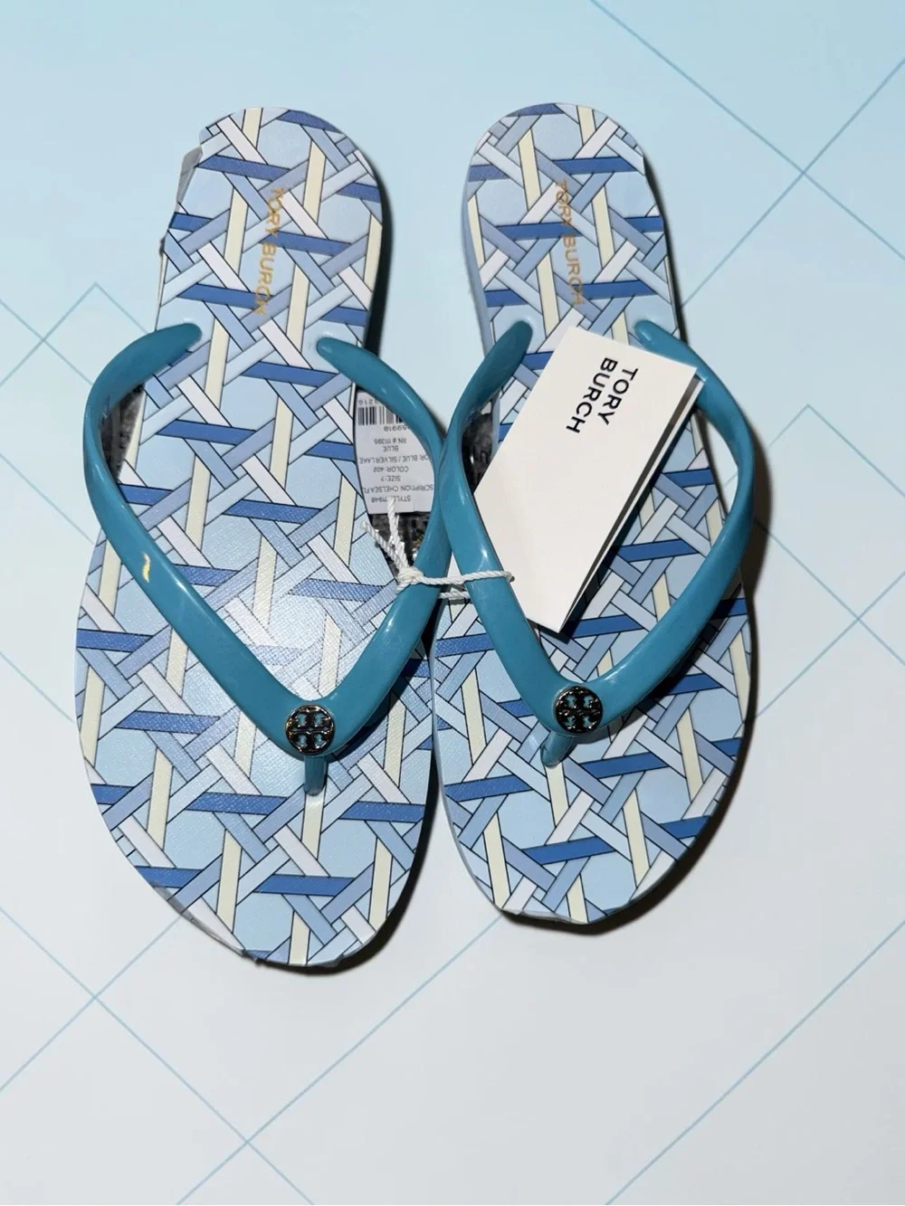Tory Burch Chelsea flip flops Size 7 NWT!